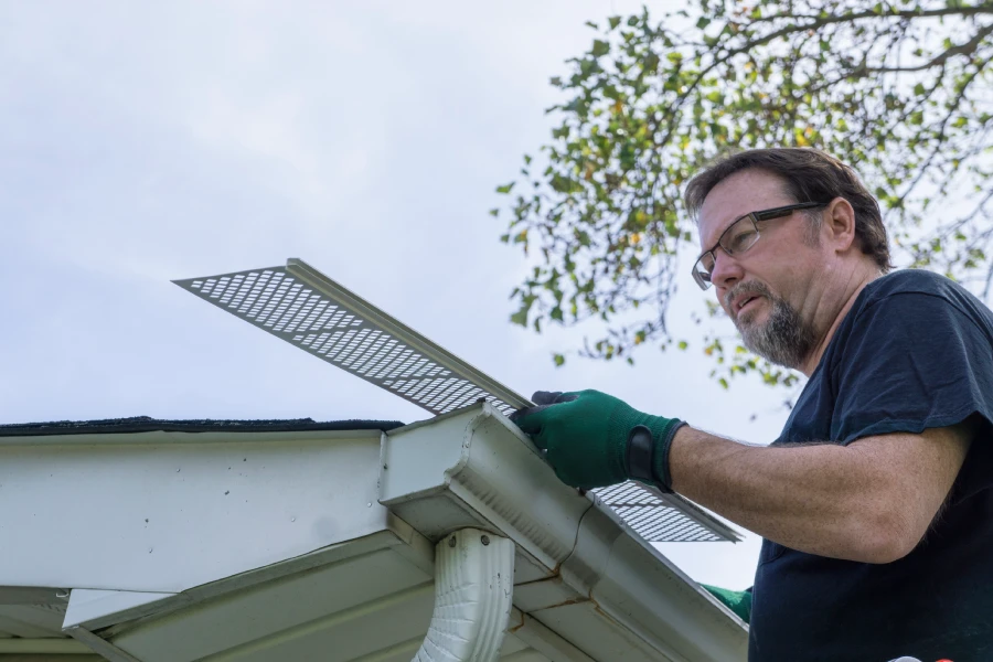 When to Call a Contractor for Eavestrough Repairs in Taber, AB When to Call a Contractor for Eavestrough Repairs in Taber, AB